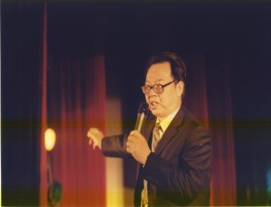 何祚欢表演湖北评书 何祚欢表演湖北评书