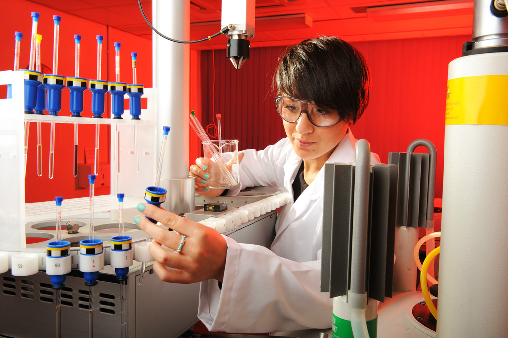 索尔福德大学 索尔福德大学