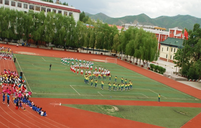 扎兰屯幼儿师範学校 扎兰屯幼儿师範学校