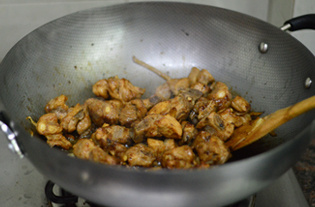 土豆烧排骨 土豆烧排骨
