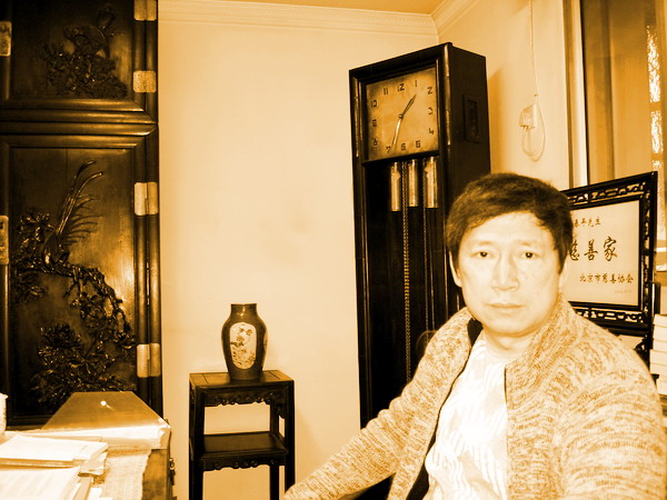 李春平在家中书房 李春平在家中书房