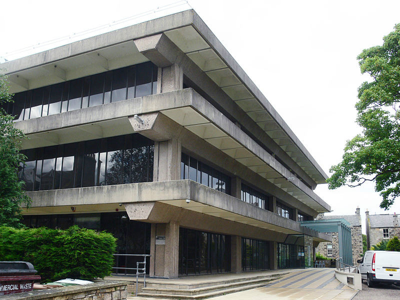 学校图书馆