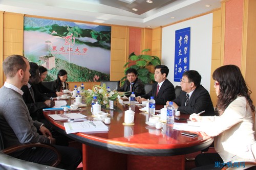 2013年4月就继续共建中法学院达成共识 2013年4月就继续共建中法学院达成共识