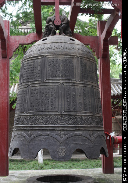 大连天德寺铁钟