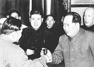 新中国初期,杨静仁与毛泽东会见西藏代表 新中国初期,杨静仁与毛泽东会见西藏代表