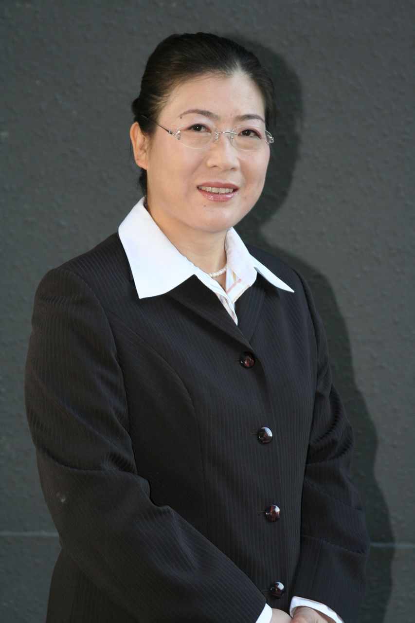 卢朝霞(东软软体股份有限公司任高级副总裁) 卢朝霞(东软软体股份有限公司任高级副总裁)