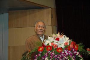 邝宇平 院士