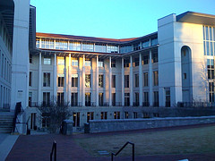 戈伊祖塔商学院