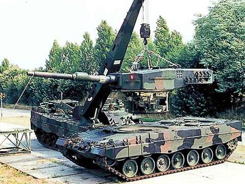 豹2主战坦克(德国豹-2A6主战坦克) 豹2主战坦克(德国豹-2A6主战坦克)