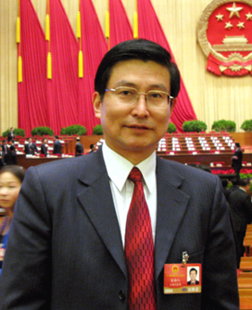 张喆人 张喆人