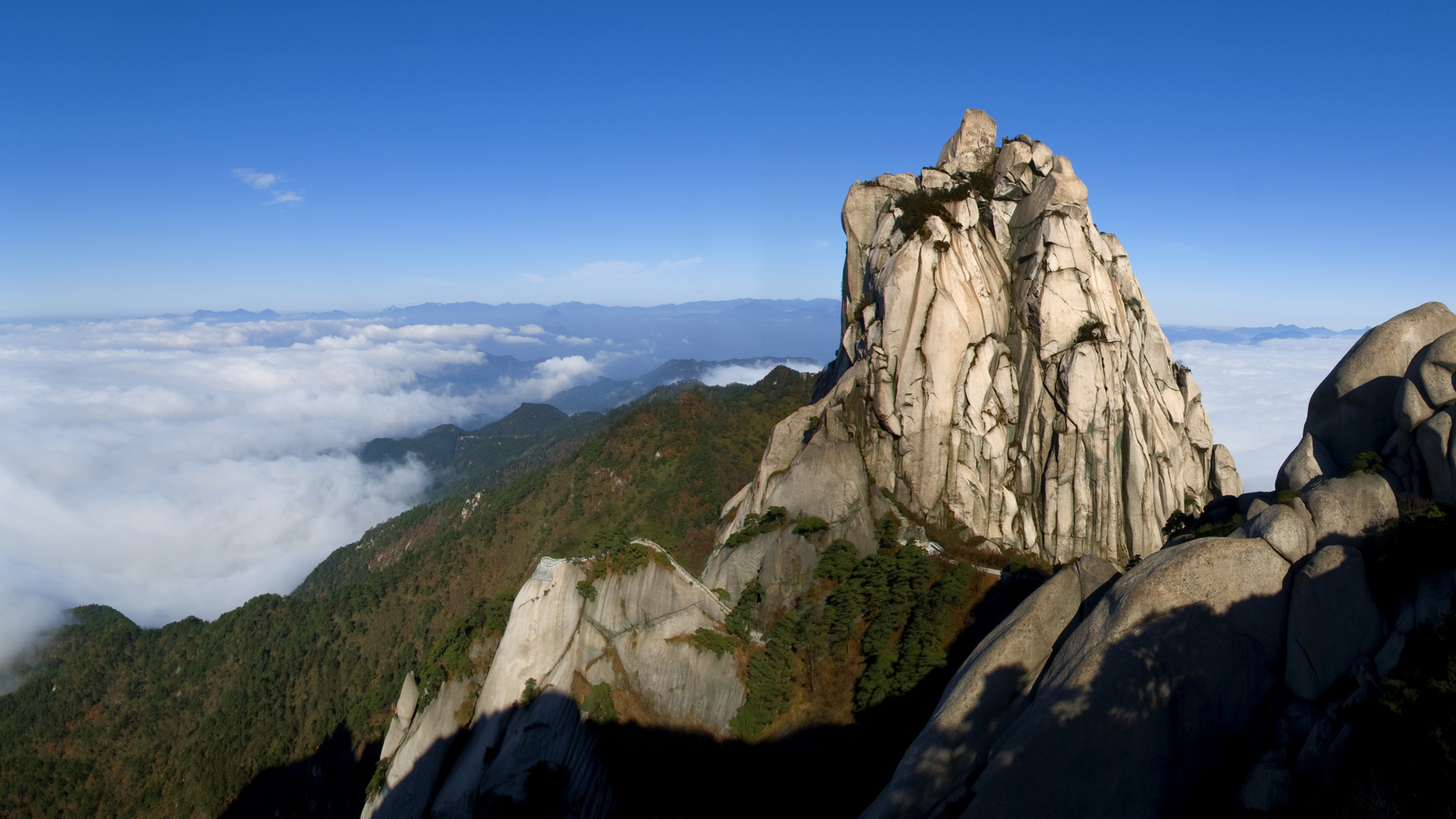 一柱擎天 一柱擎天