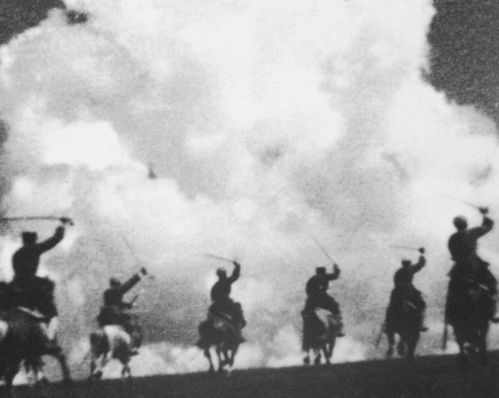 内蒙古骑兵师 内蒙古骑兵师