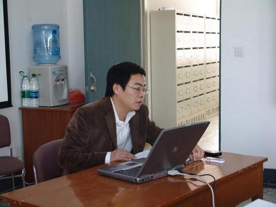 余开亮 余开亮