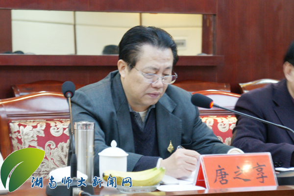 唐之享在视察工作 唐之享在视察工作