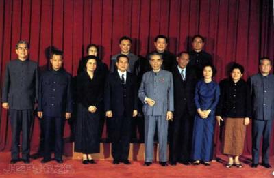 周恩来等送别西哈努克回国时留影 周恩来等送别西哈努克回国时留影