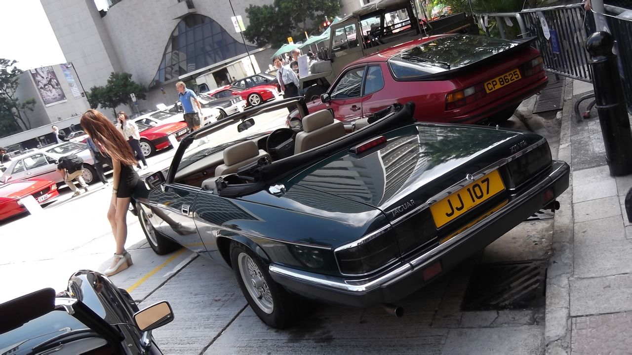 2012香港老爷车展上的捷豹XJS V12 2012香港老爷车展上的捷豹XJS V12