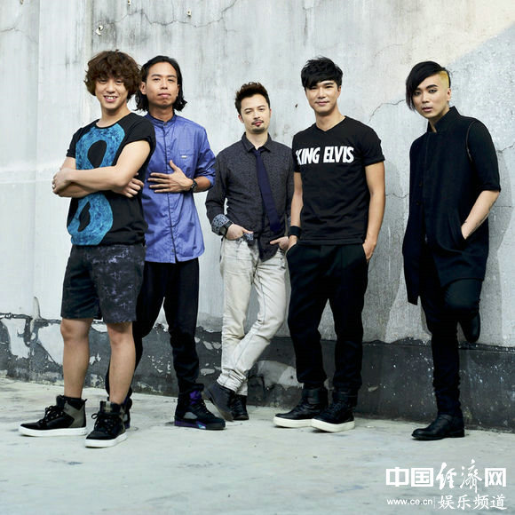 爱与和平(Mr.演唱歌曲) 爱与和平(Mr.演唱歌曲)