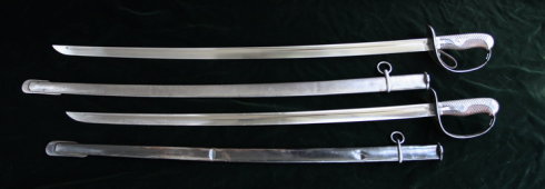 日军32甲(上),32乙(下)军刀 日军32甲(上),32乙(下)军刀