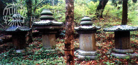 西天目山墓塔群 西天目山墓塔群