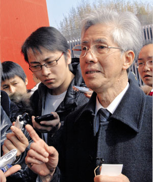 何镜堂 何镜堂
