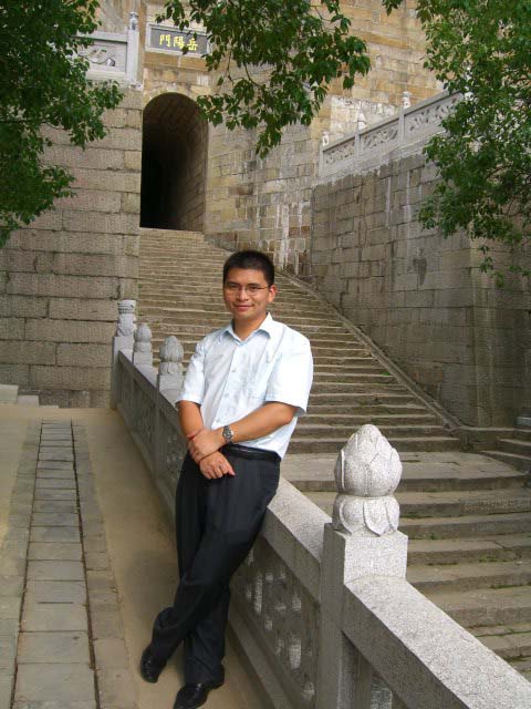 覃彪喜 覃彪喜