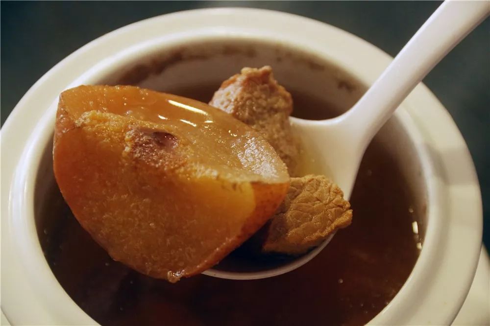 麦冬雪梨炖瘦肉