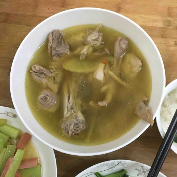 圆肉北芪老鸡汤
