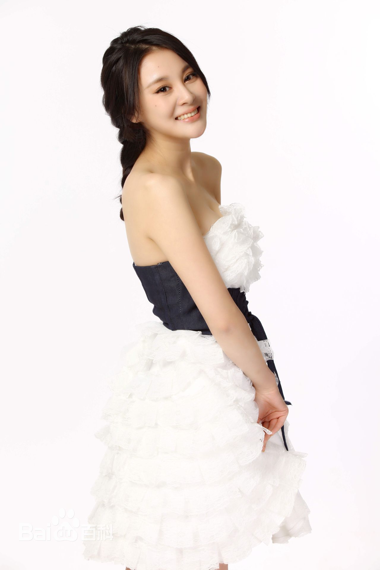 田雨晴(中国内地女演员) 田雨晴(中国内地女演员)