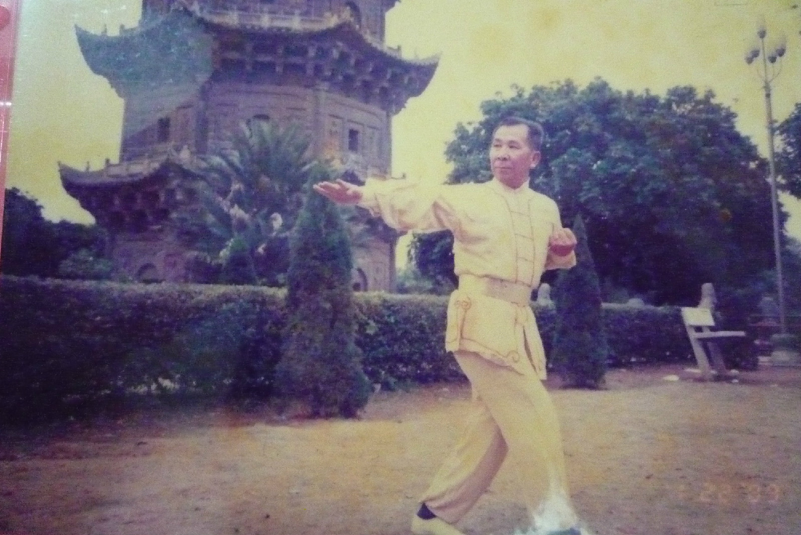 黄清江