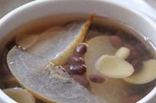 蜜豆百合雪梨汤 蜜豆百合雪梨汤