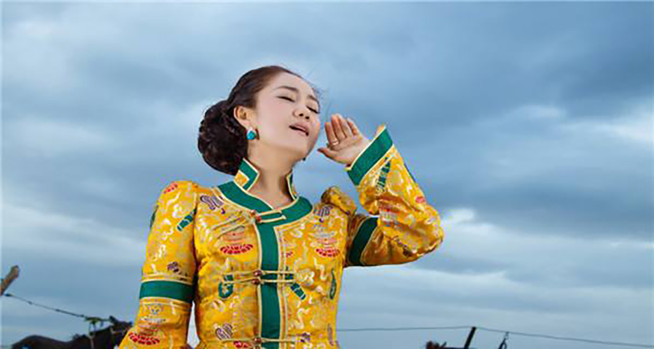 草原深处(敖都演唱的歌曲) 草原深处(敖都演唱的歌曲)