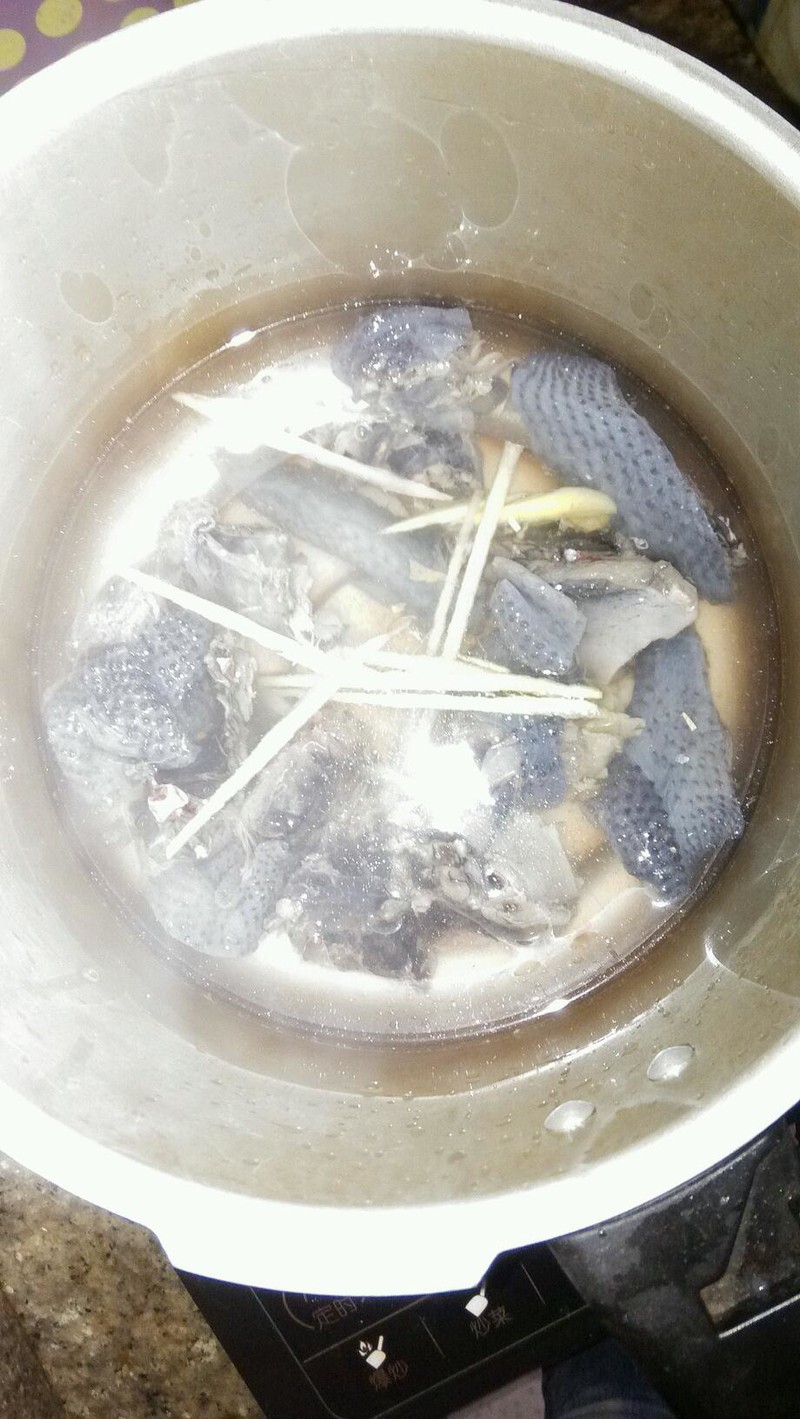 补血补气乌鸡汤