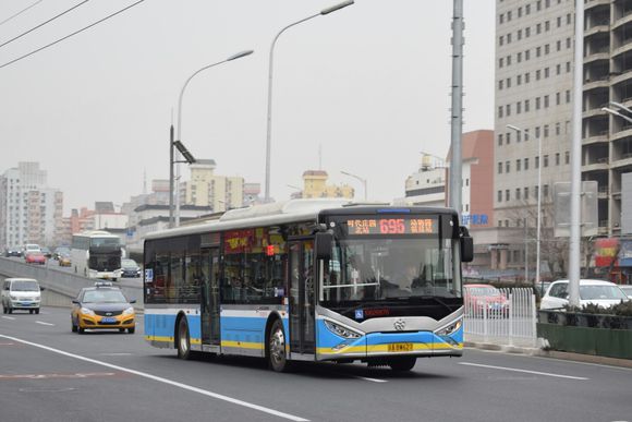 695路配车 695路配车