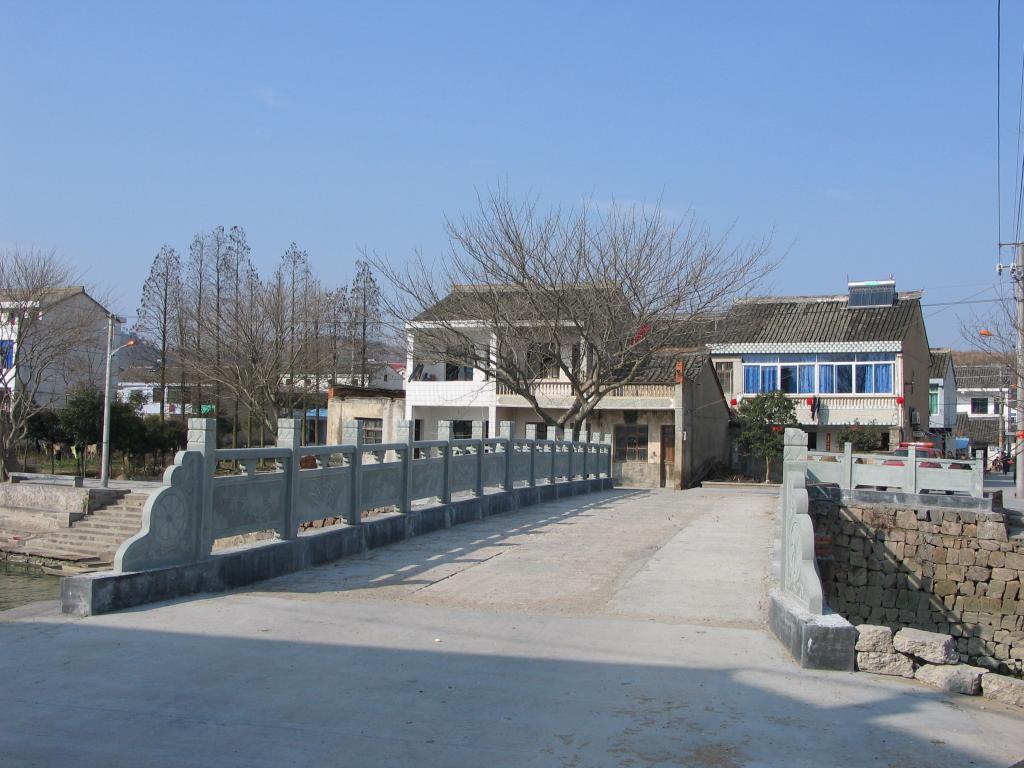 东一村 东一村