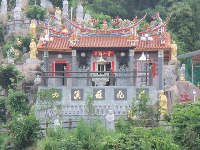 罗汉山(福建省厦门市同安区莲花镇罗汉山) 罗汉山(福建省厦门市同安区莲花镇罗汉山)