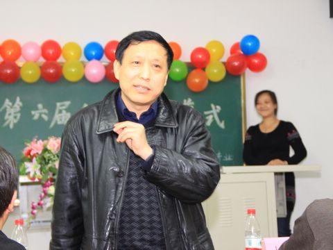 强亮生
