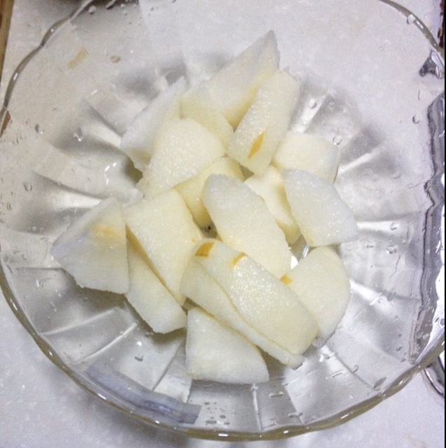 银耳红枣雪梨羹