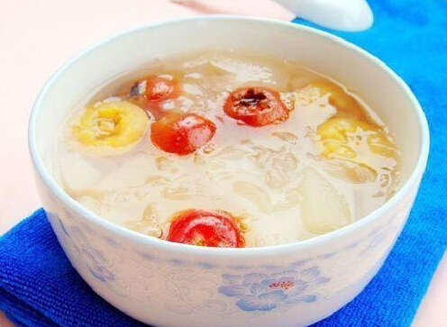 梨子炖银耳