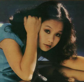 《假如》演唱者：杜丽莎