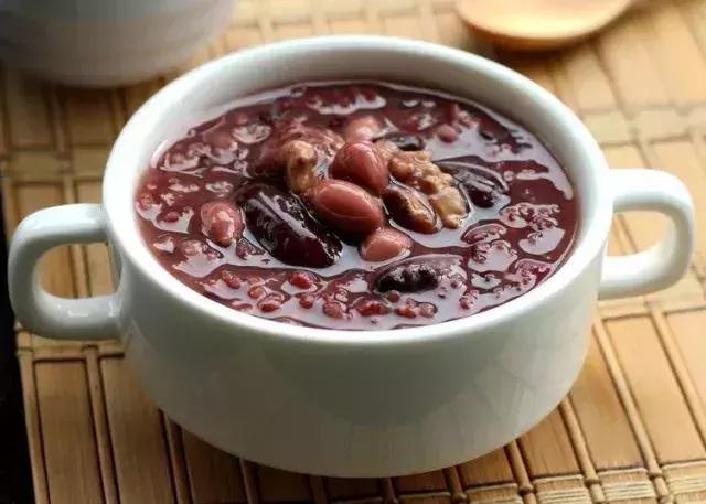 黑豆杂粮粥 黑豆杂粮粥