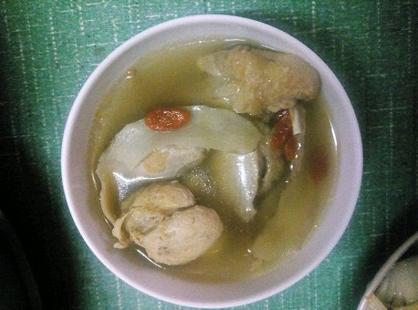 沙参炖鸡 沙参炖鸡
