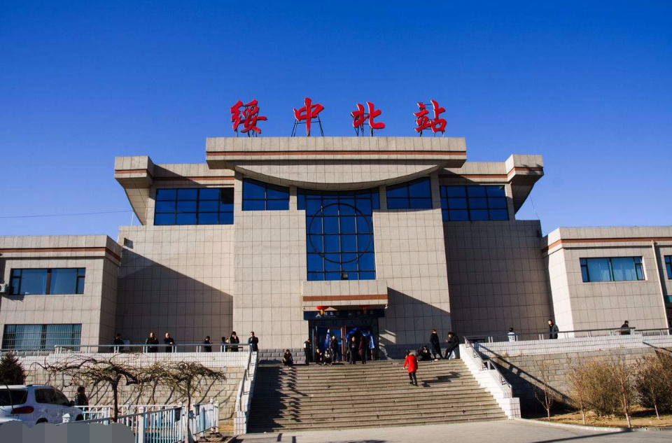 绥中北站 绥中北站