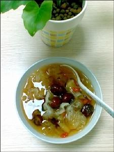 枸杞银耳红枣 枸杞银耳红枣