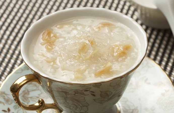 冰糖燕窝羹 冰糖燕窝羹