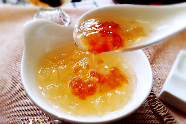 桃胶银耳羹 桃胶银耳羹