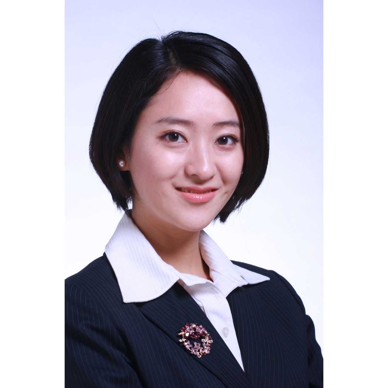 余婧(cctv-12频道《法律讲堂》长期资深主讲律师) 余婧(cctv-12频道《法律讲堂》长期资深主讲律师)