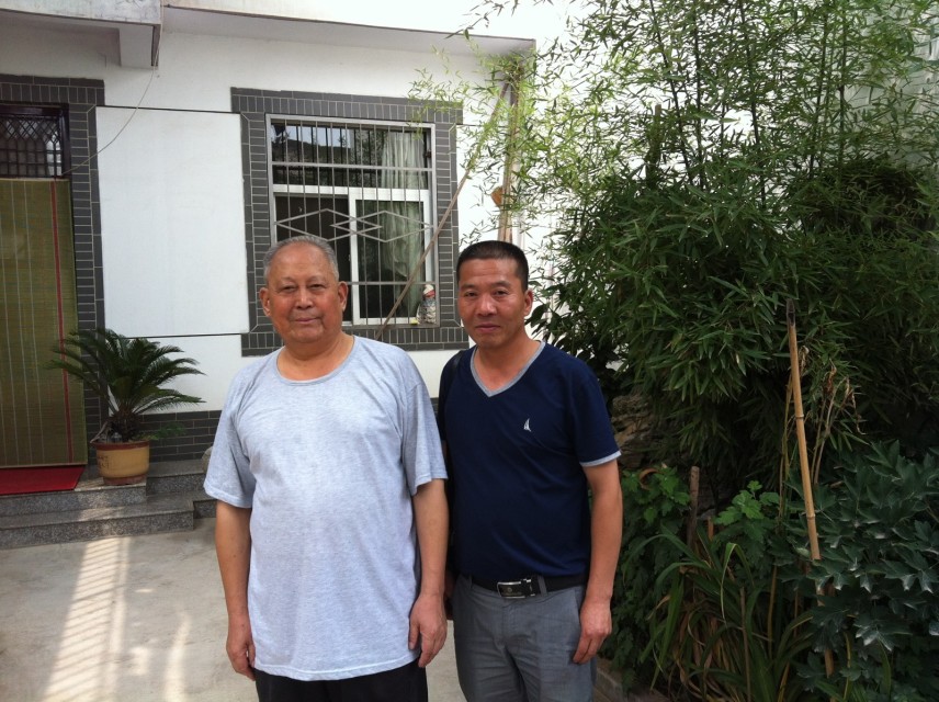 常青与着名画家徐义生老师 常青与着名画家徐义生老师