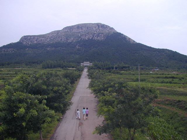 白佛山 白佛山