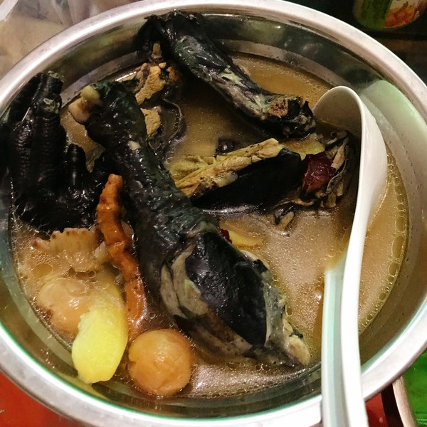 北芪乌鸡汤