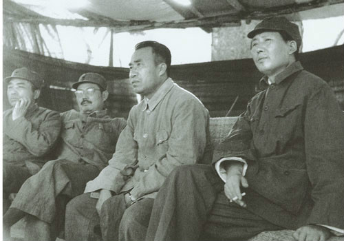 左起:彭德怀、叶剑英、朱德、毛泽东 左起:彭德怀、叶剑英、朱德、毛泽东